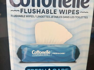 Cottonelle Flushable Wipes 10-Pack (560 Total Wipes) Unopened