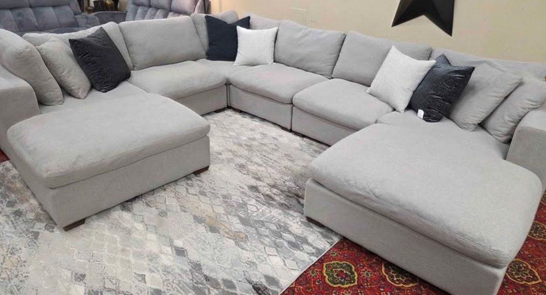 XLarge 8-Piece Modular Sectional
