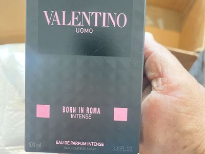 Valentino Uomo Born In Roma Intense Eau De Parfum 3.4 Fl. Oz.