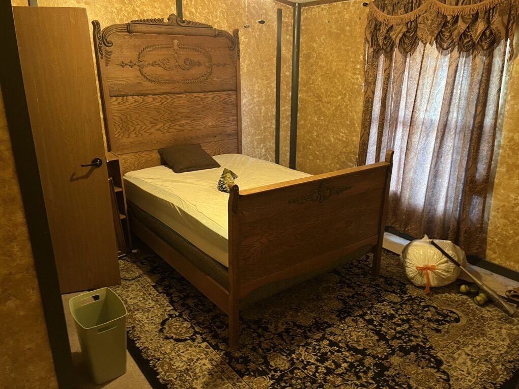 Full Size Antique Wooden Bed