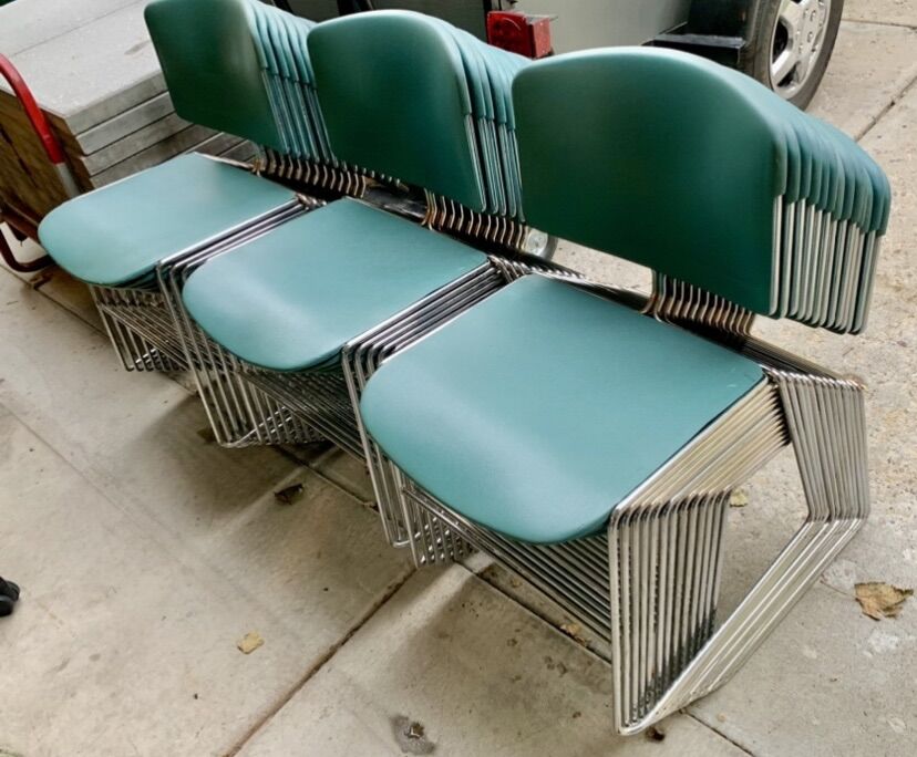 MANY STEELCASE STACKING CHAIRS