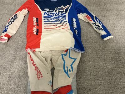 Alpinestars gear set