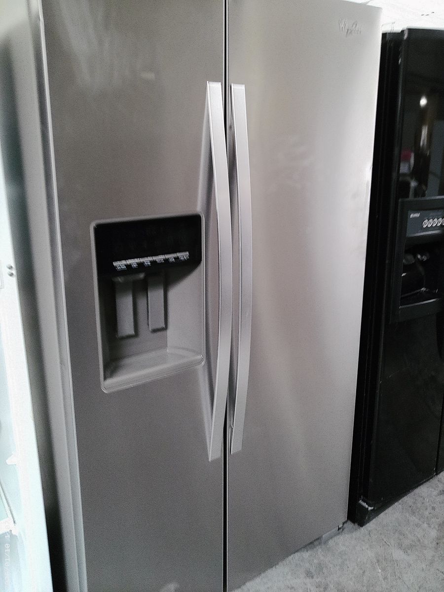 Stainless Steel 25 cf Side by Side~90 Day Guarantee