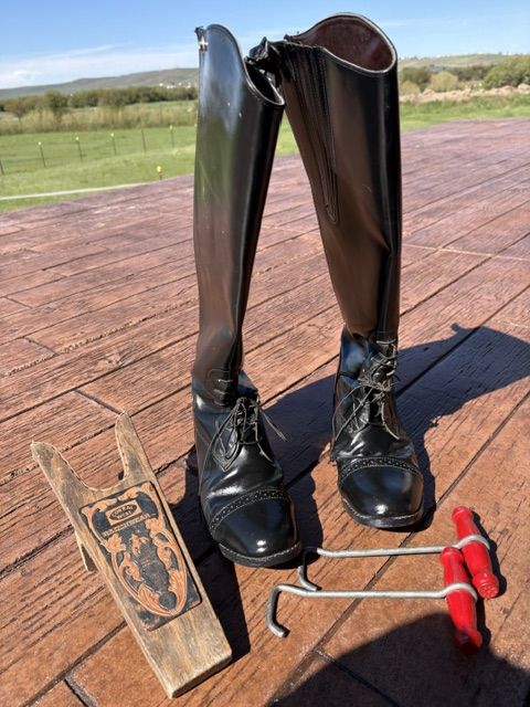 Dressage/Field boots, breeches and shirts