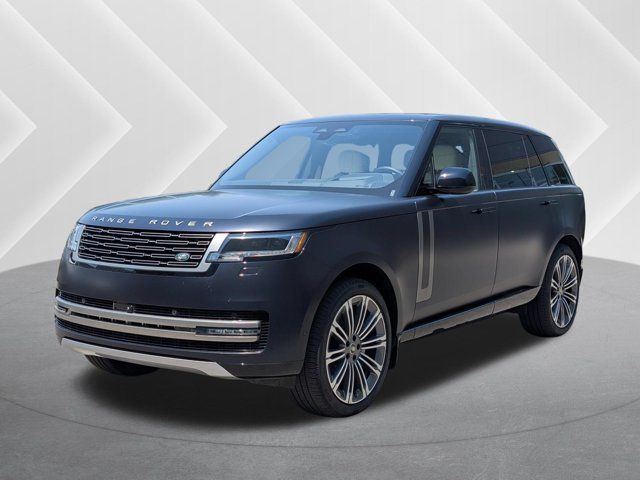 2025 Land Rover Range Rover P400 SE LWB