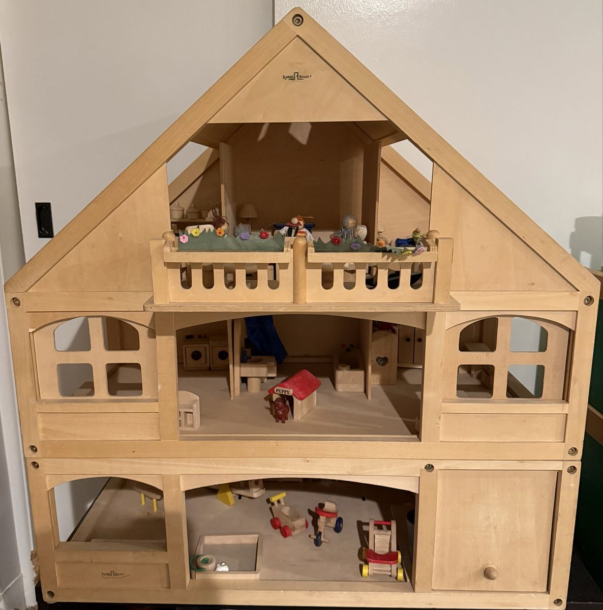 Ryan’s Room Wooden Dollhouse