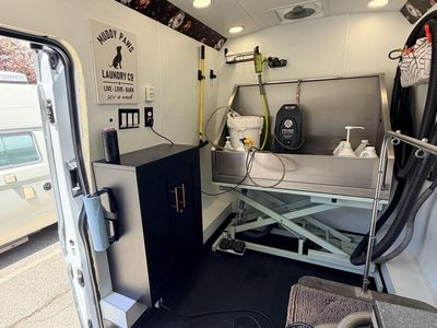 Grooming van