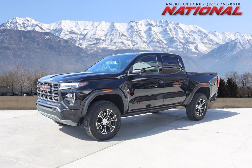 2025 GMC Canyon AT4