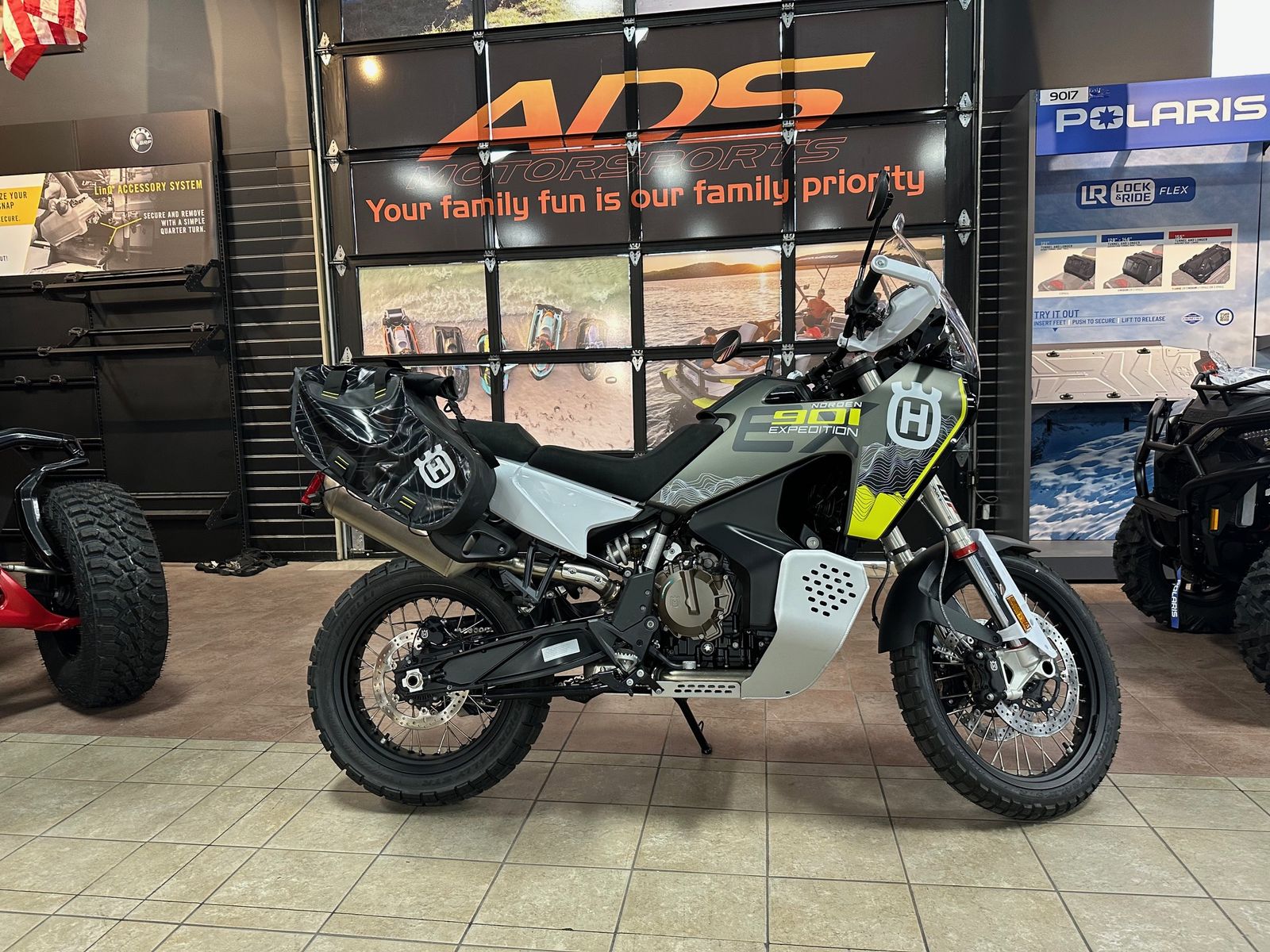 2027 Husqvarna Norden 901 - Q01934
