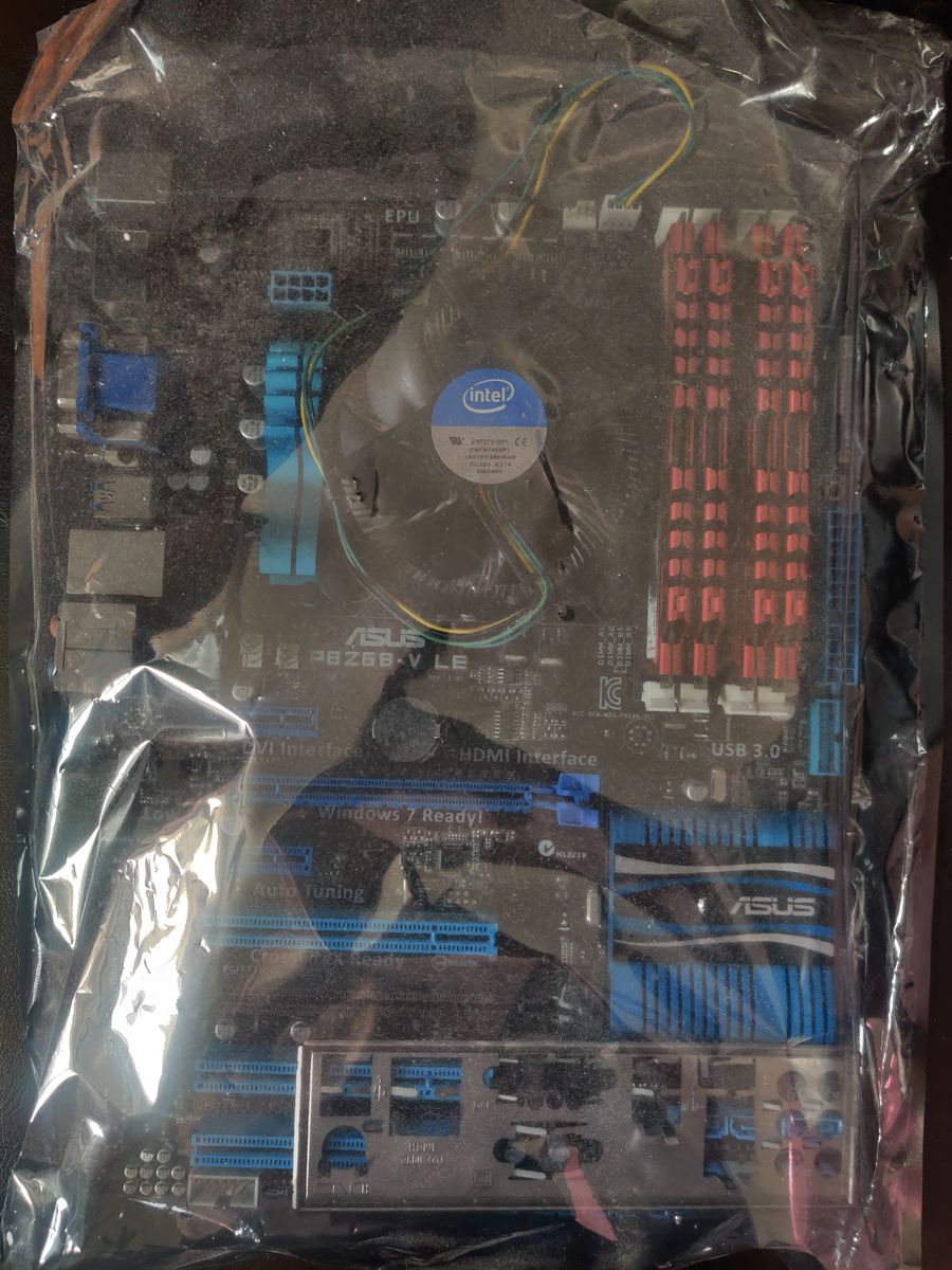 Intel i7-2600K Quad-Core Bundle: ASUS P8Z68 + 16 GB RAM