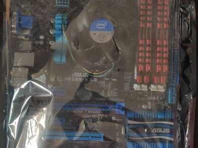Intel i7-2600K Quad-Core Bundle: ASUS P8Z68 + 16 GB RAM