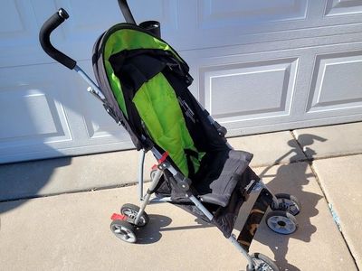 Kolcraft Cloud Lightweight Umbrella Compact Stroller