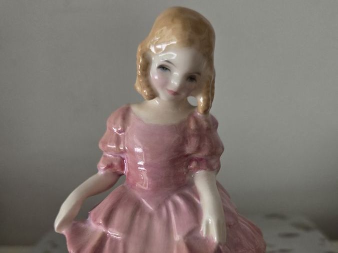 Main image 1