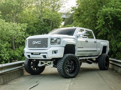 2015 GMC Sierra 3500HD Denali 4x4 Duramax Lifted Pickup Truck - 144k Miles