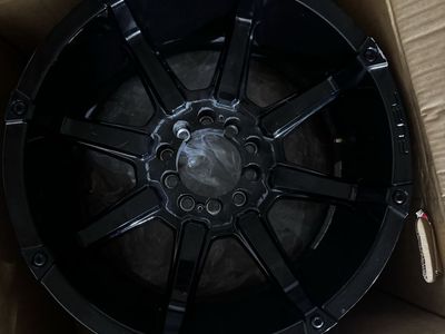 This is a full set of 20x10 fuels 5x5 or 5x139.7