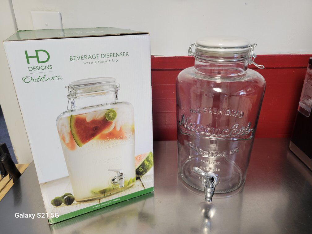 Beverage Dispenser- glass