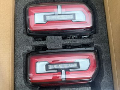 2024 Ford Bronco Wildtrak OEM Tail Lights – Excellent Condition
