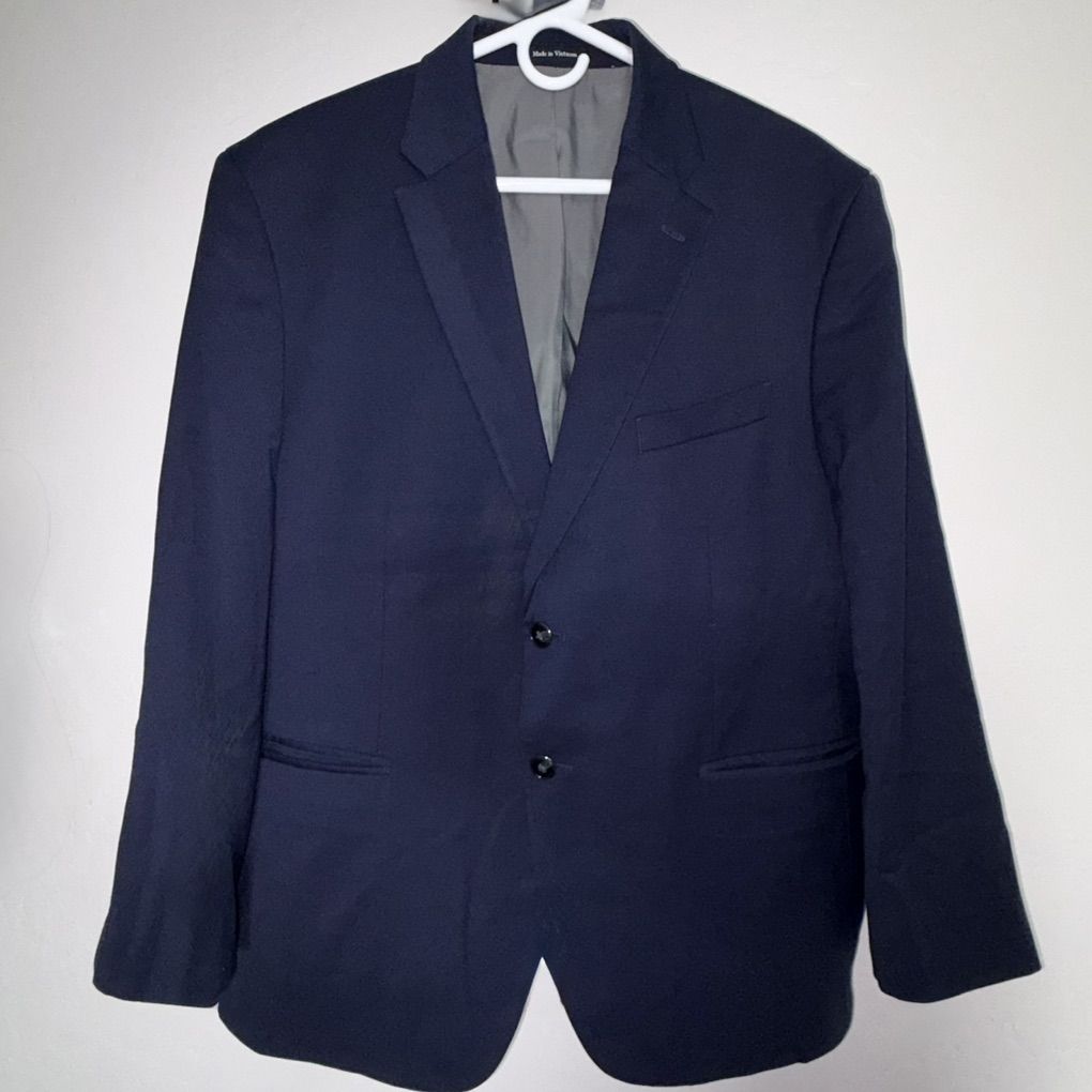 Navy Blue and Black Pronto Oumo Sport Coats - Size 44 Short