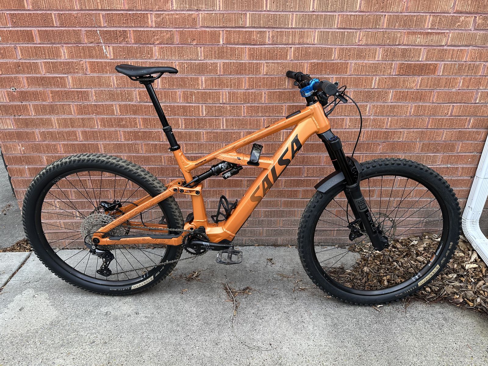 Salsa Moraine eBike Mountain Bike - Large