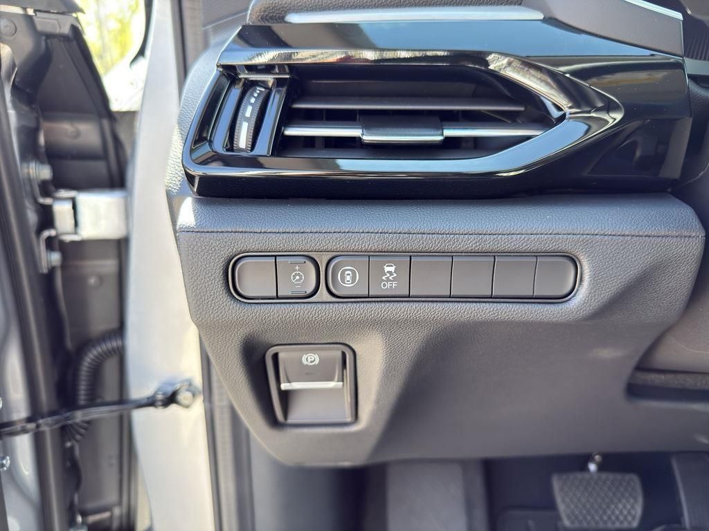 Main image 14