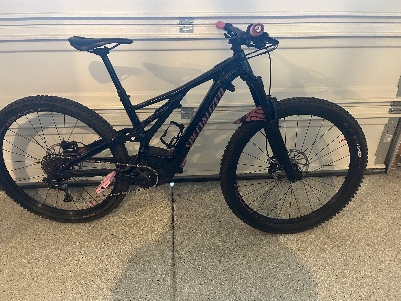 Specialized Turbo Levo Medium Electric Mountain Bike
