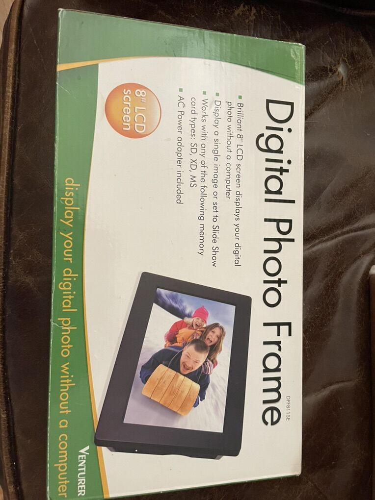 Digital Photo Frame