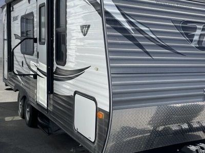 2015 Keystone Hideout Camper