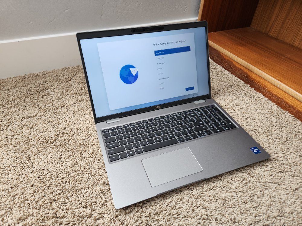 Dell Latitude 5520 11th gen