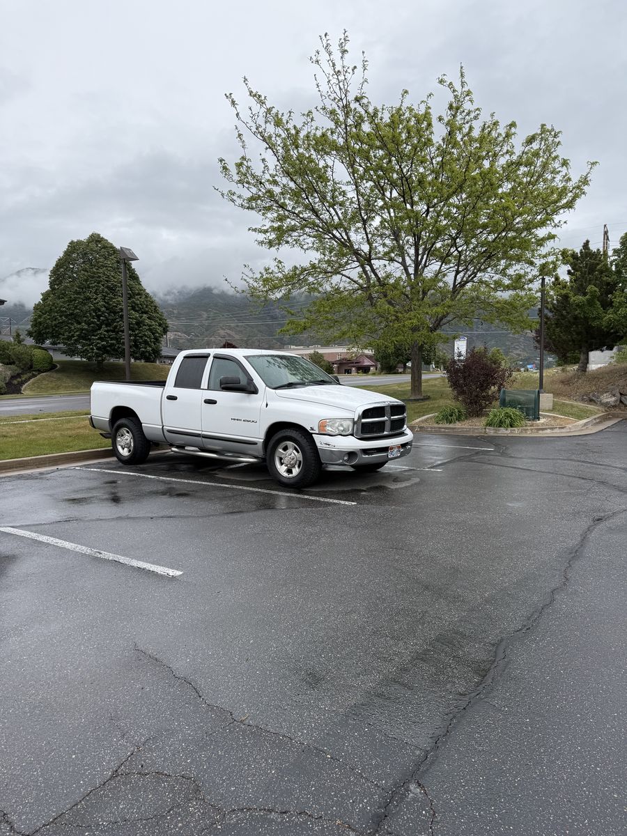2005 Dodge Ram 2500 Laramie
