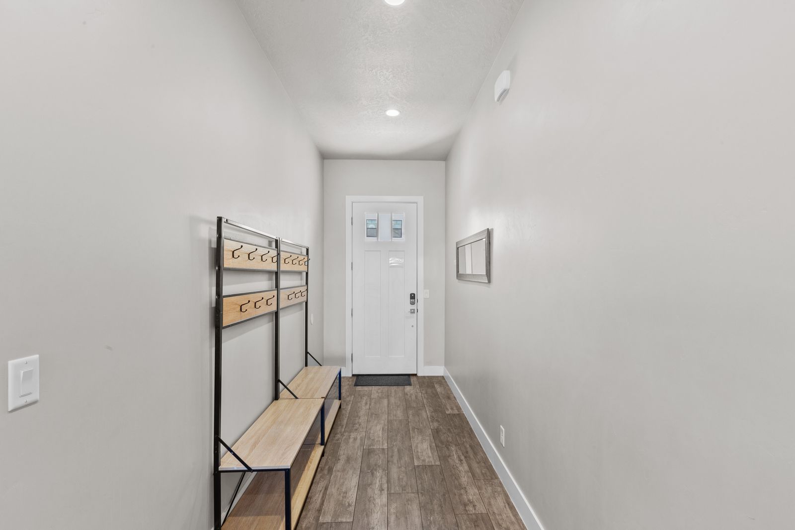 Main image 12