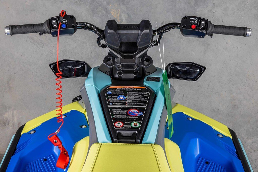 Main image 16