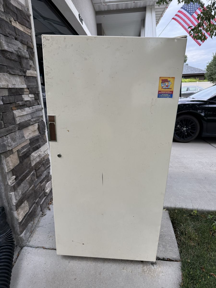 Sears Kenmore Vintage Upright Freezer - Off-White