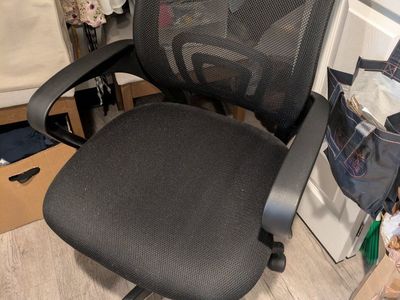 2 office chairs