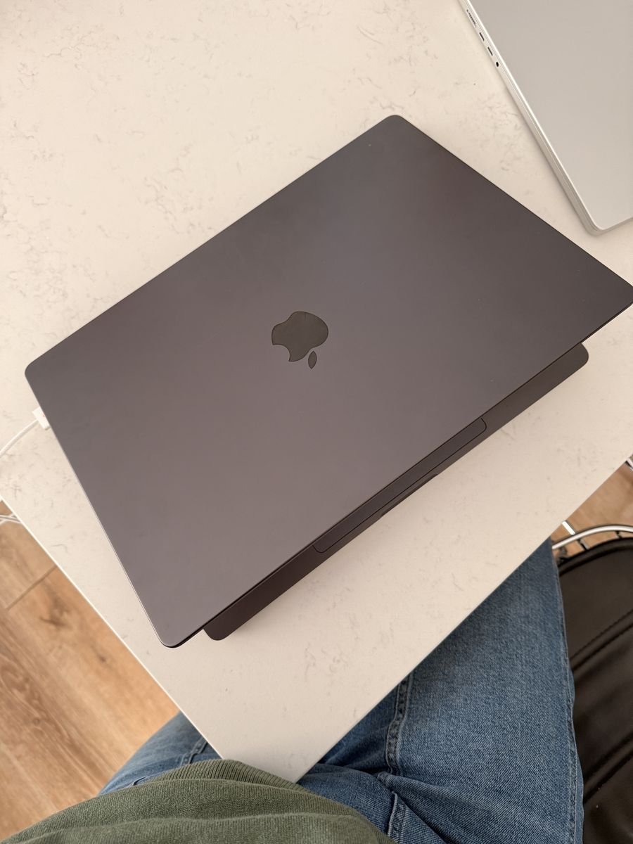 Lightly Used, Powerful 16" MacBook Pro Apple M4 Pro 48 GB RAM