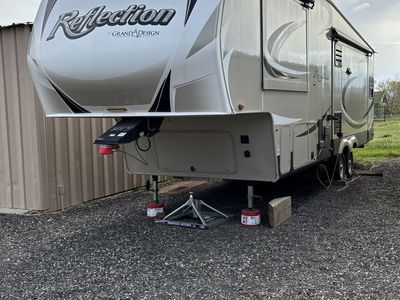 2017 Reflection 303RLS By Grand Design