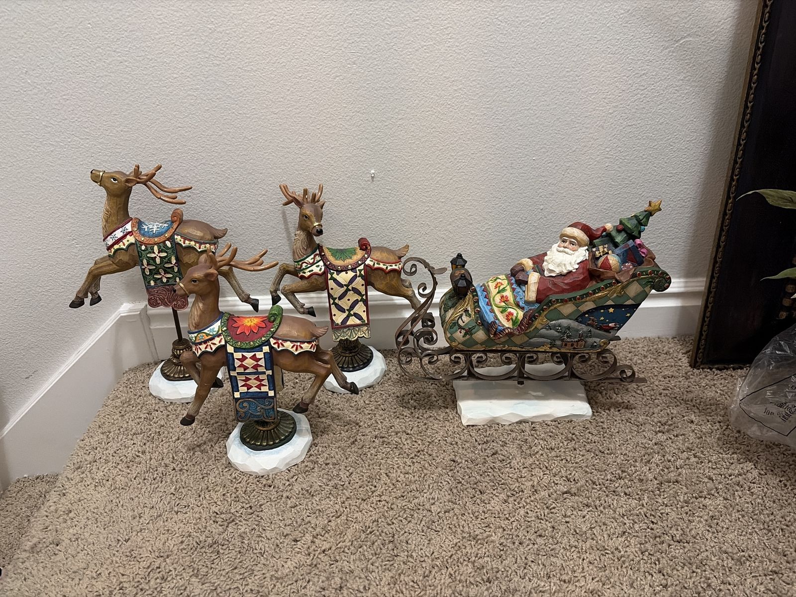 Kirkland Signature Santa on Sleigh with Reindeer Christmas Decoration Set-Very Detailed
