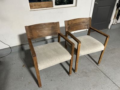 Accent Chairs