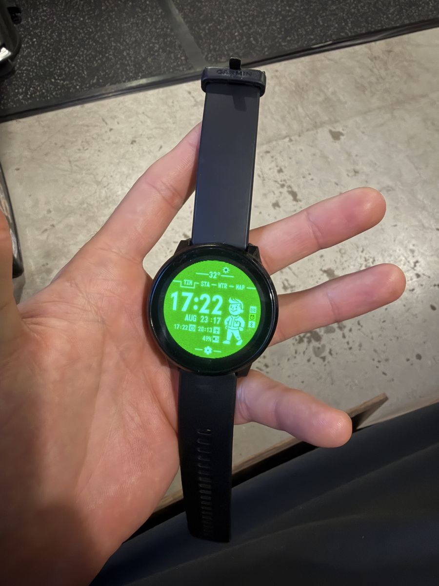 Garmin Venu 4 Smartwatch Black with Silicone Band