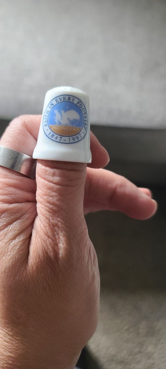 Faith in Every Footstep Thimble