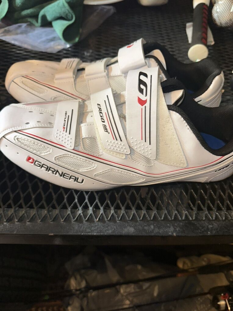 Cycling shoes Size 12.5 Or 46