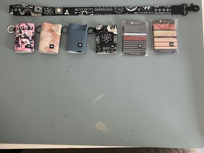 THREAD WALLETS