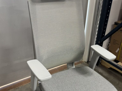 COE Distributing Office Task Chair