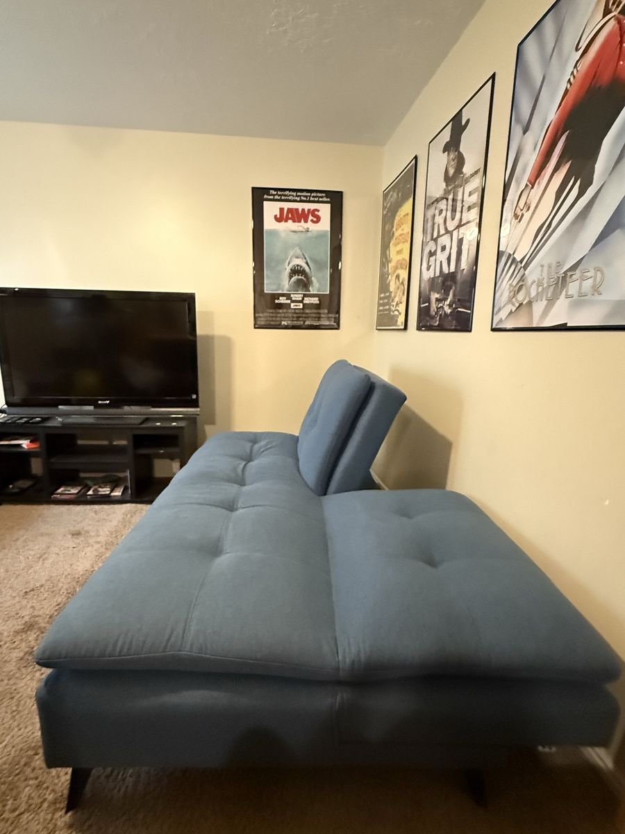 Main image 4
