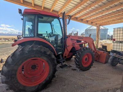 Kubota farm loader tractor 4x4 m9540