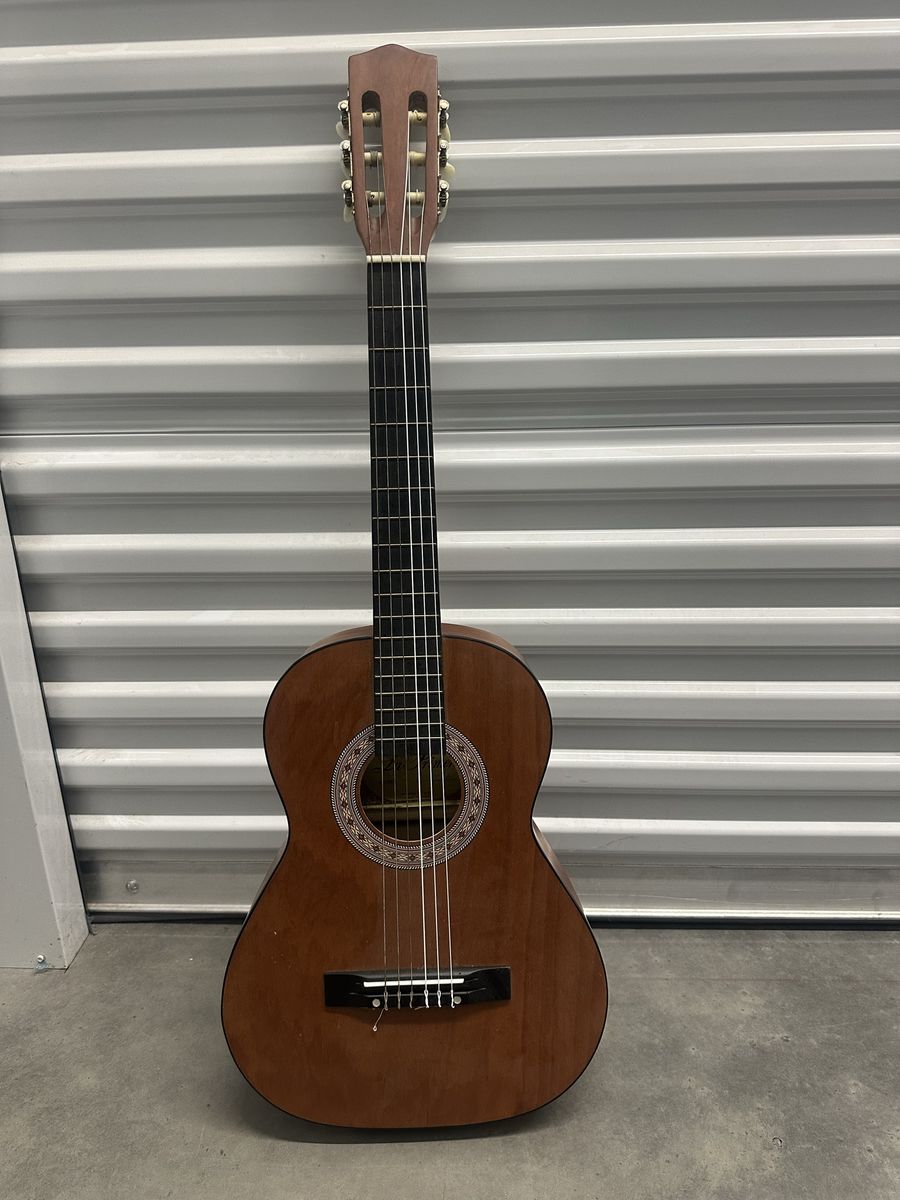 La Primera Classical Guitar Natural