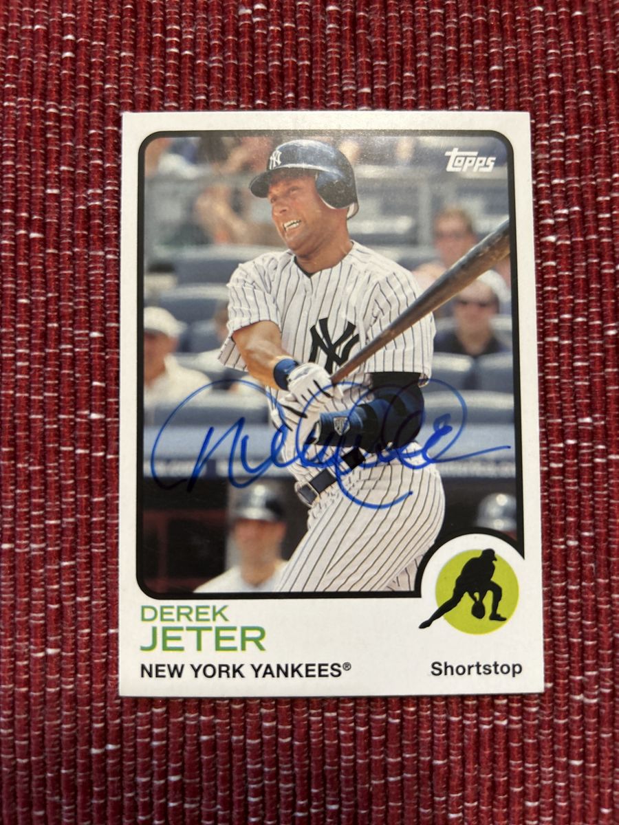 Derek Jeter Autograph New York Yankees MLB Hand Signed Topps 2014 Baseball Card
