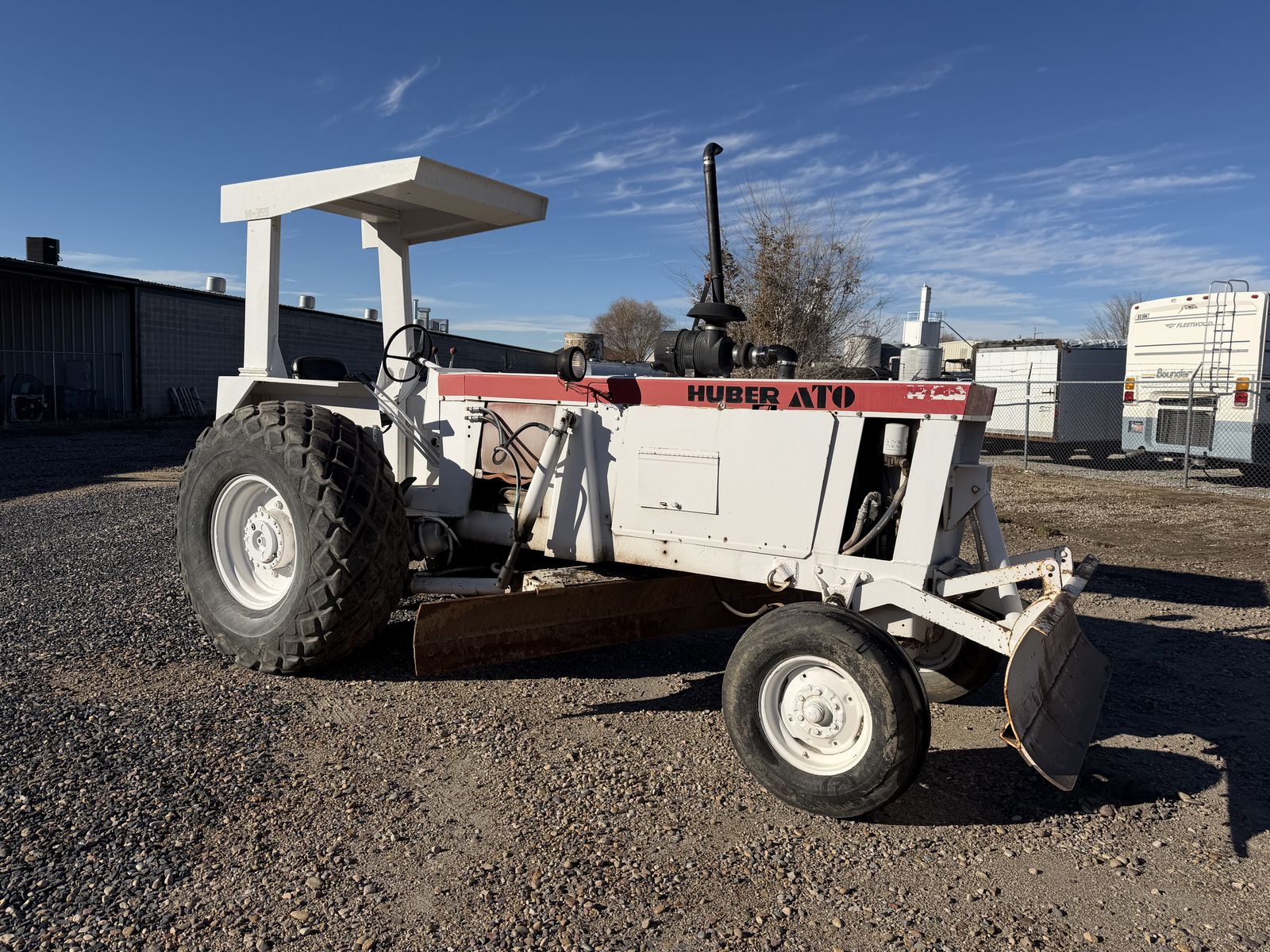HuBer Maintainer Motor Grader