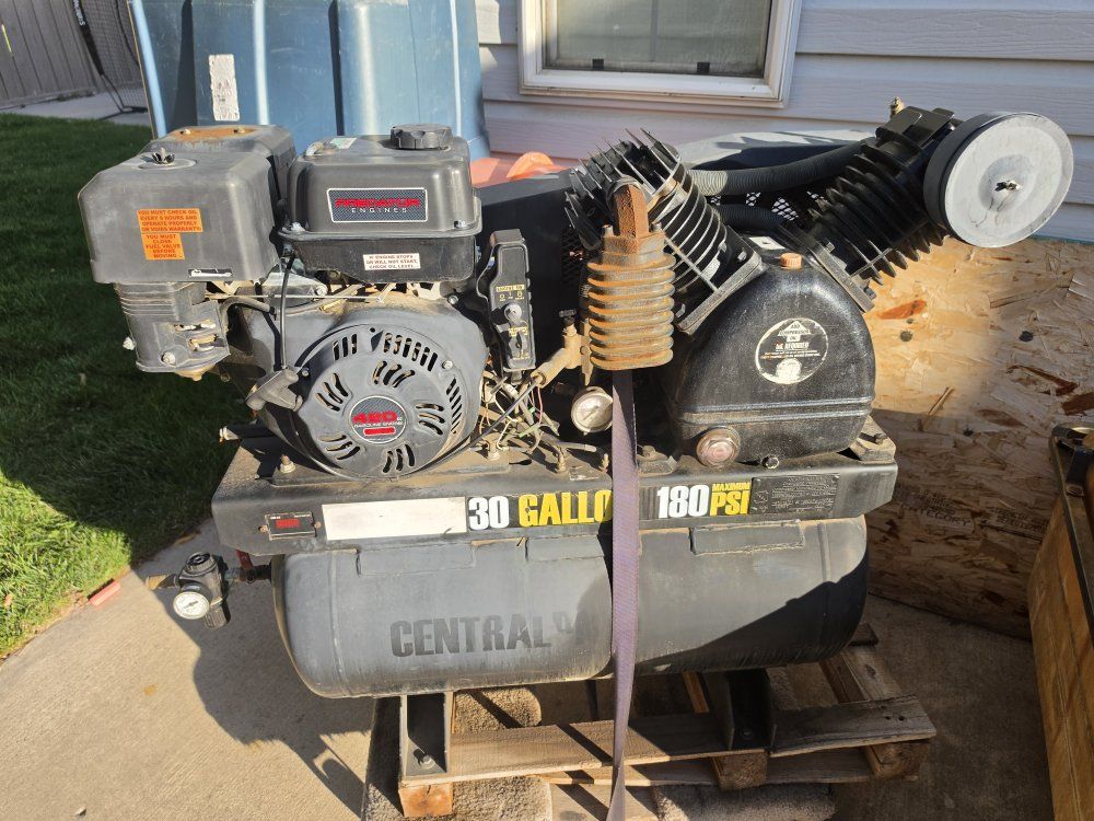 30 Gallon Gas Powered Air Compressor