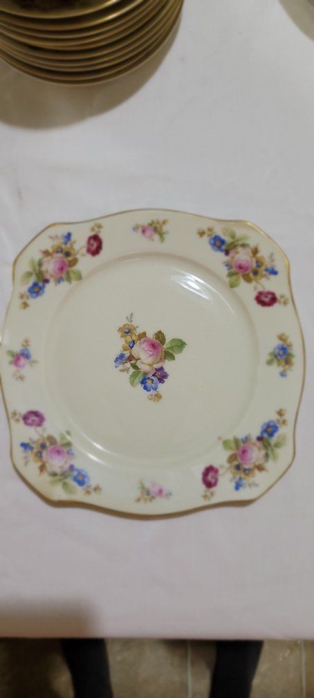 Main image 8