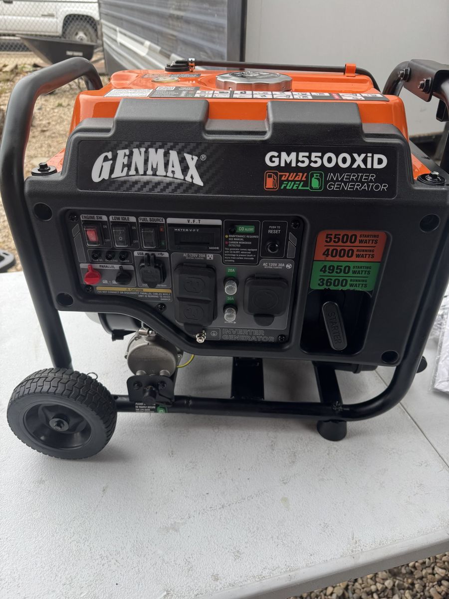 5,500/4,000-Watt Genmax Dual Fuel Open Frame Inverter With CO Sensor + Clean Inverter Technology